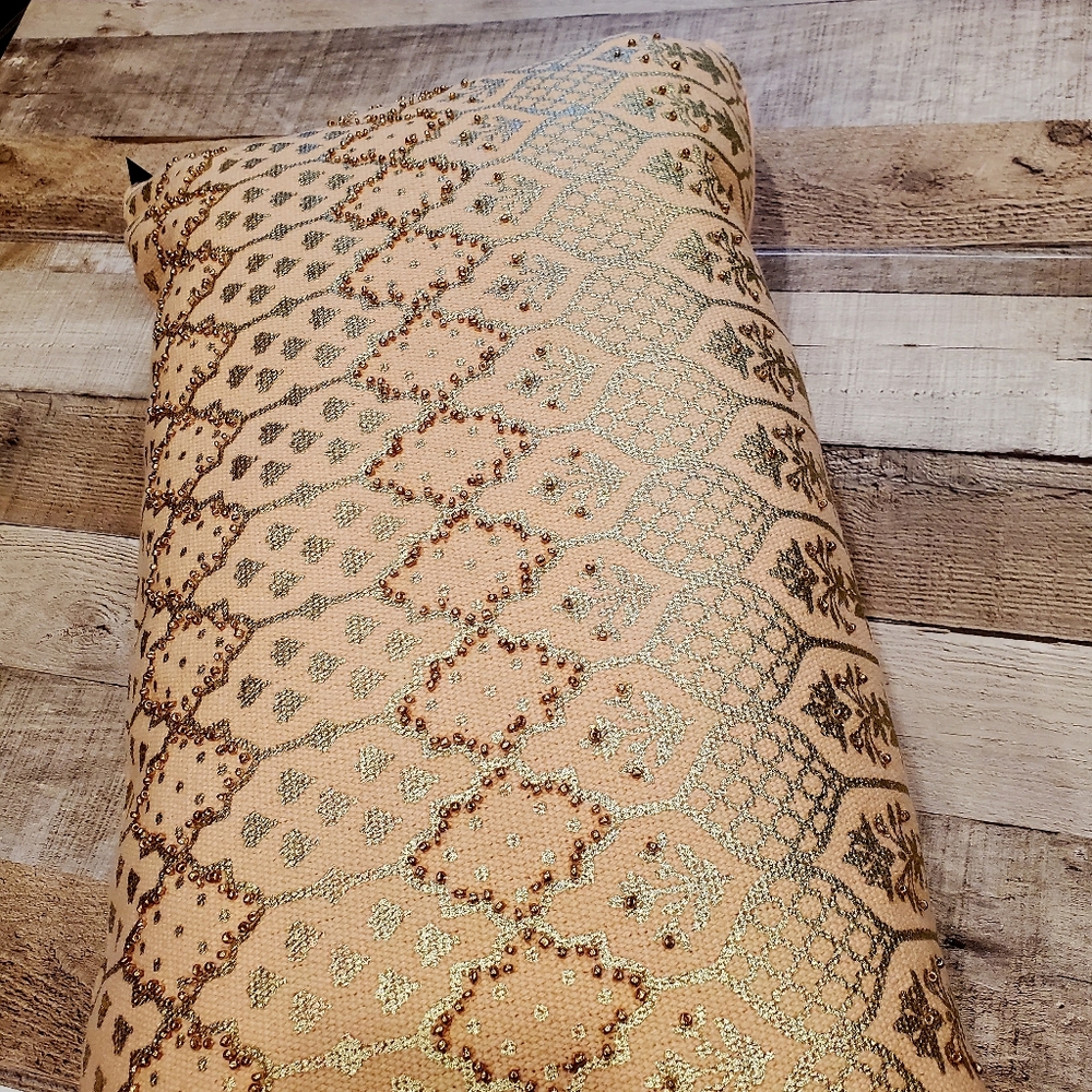 MI CHATEAUX | Beaded Decorative Throw Pillow in Pink sz 23"×13" - Picture 9 of 9